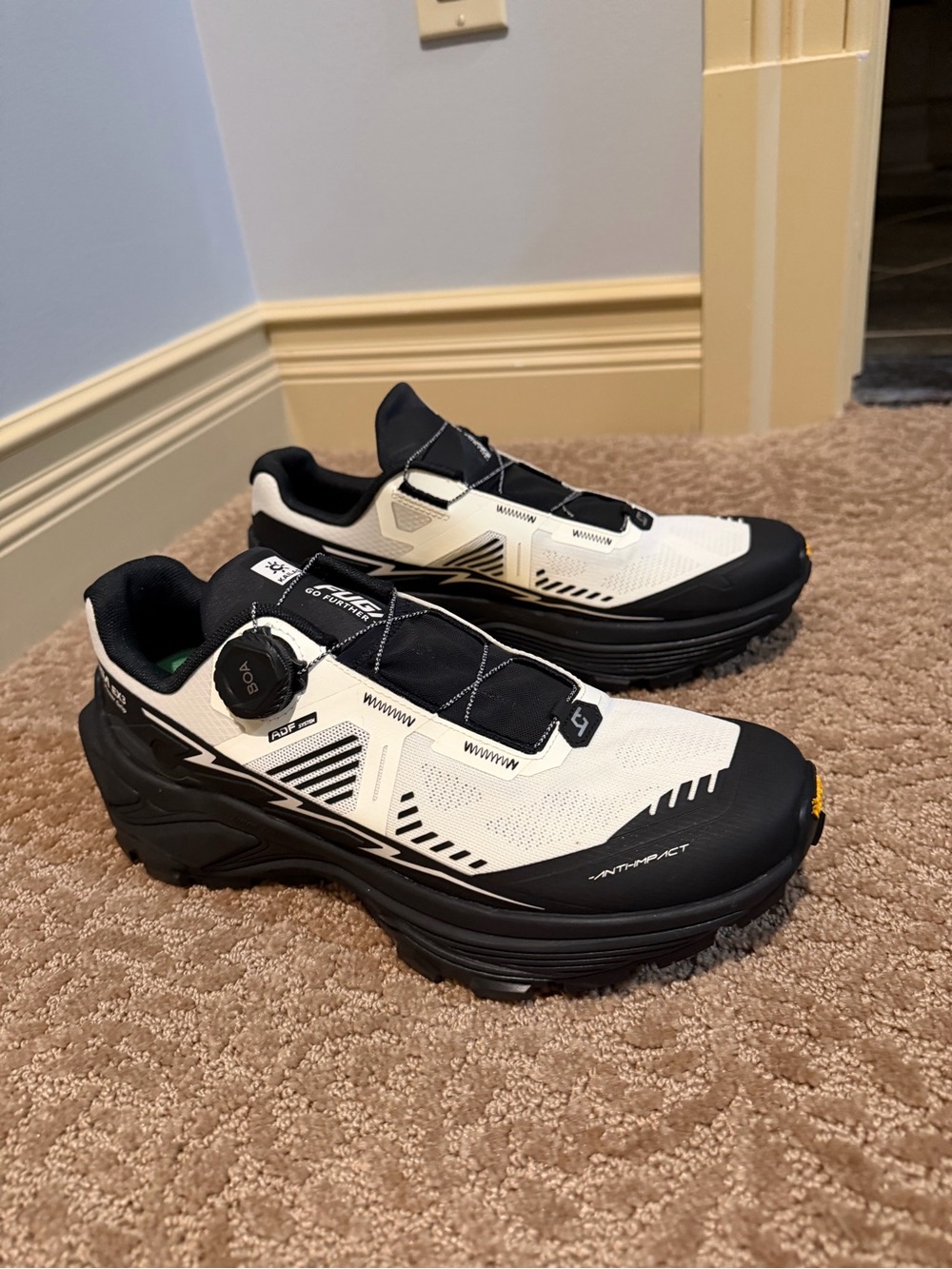 Fuga Kailas EX 3 BOA Trail Running Shoes Men's US 7.5, White & Black